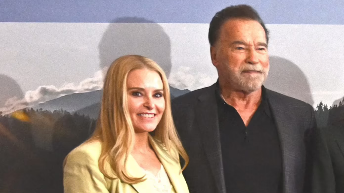Arnold Schwarzenegger và bạn gái trẻ Heather Milligan lần đầu xuất hiện trước công chúng
