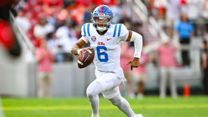 Chambliss phản đối việc tuyển dụng của Kiffin
