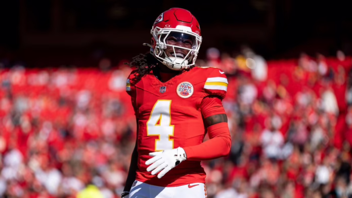 Chiefs' Rice được ra tù, trốn tránh phóng viên
