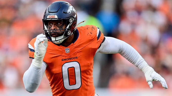 Cooper của Broncos bị bắt vì cáo buộc quấy rối
