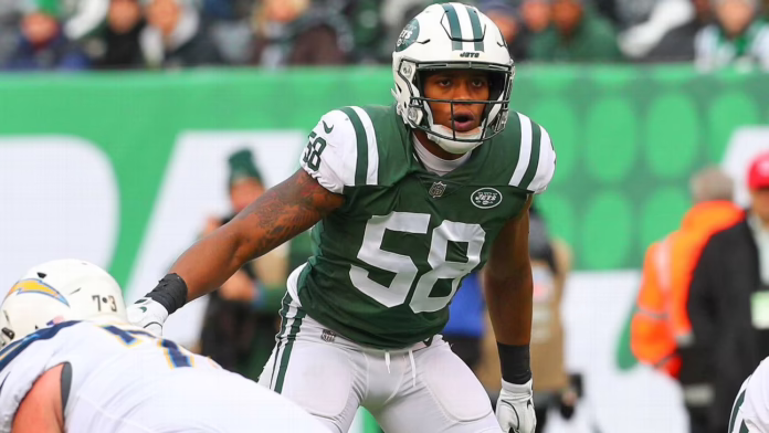Cựu hậu vệ của NFL Lee bị truy tố tội giết người
