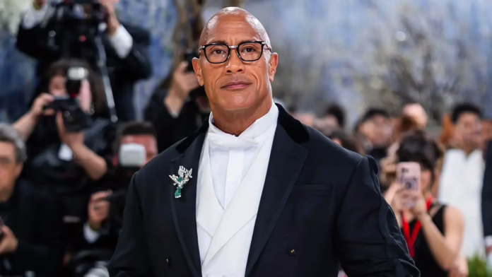 Dwayne 'The Rock' Johnson bác bỏ nỗi ám ảnh chính trị của Hollywood, chỉ trích văn hóa tấn công người nổi tiếng

