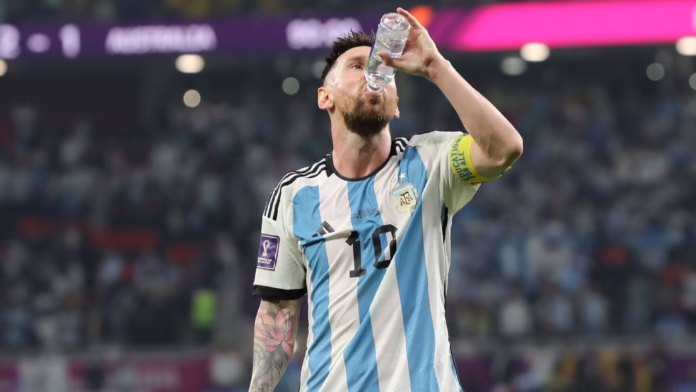 FIFA đảo ngược lệnh cấm chai nước WC sau phản ứng dữ dội
