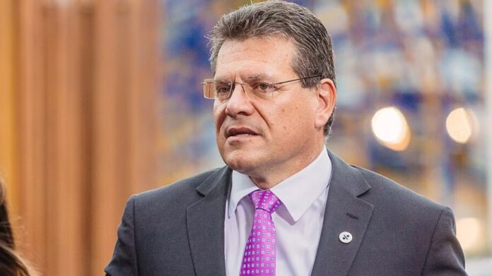 EU trade chief wants a new tool to break Europe’s dependence on Chinese chips and rare earths