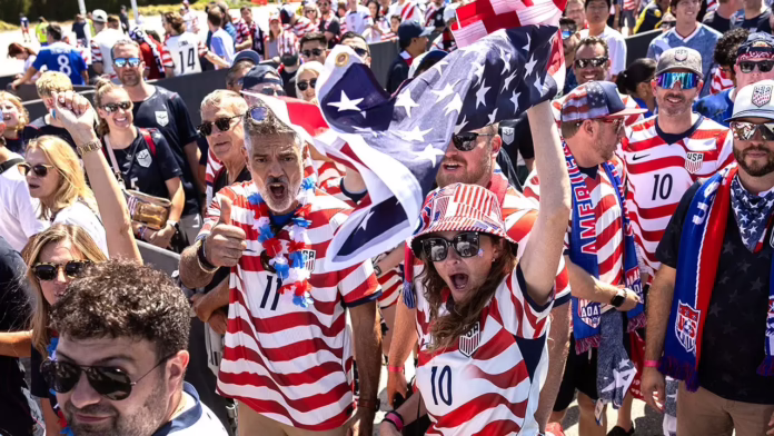 Hoa Kỳ phá kỷ lục lượng người xem World Cup trong trận đầu tiên gặp Paraguay ở Los Angeles
