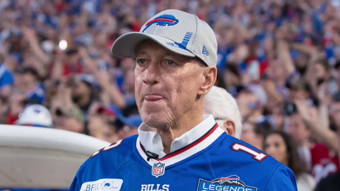 Huyền thoại Bills Jim Kelly tiết lộ rằng ông đã bị đột quỵ vào mùa xuân này, nói rằng bây giờ ông cảm thấy 'thực sự tốt'
