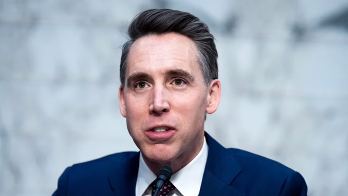 Josh Hawley gọi đó là 'kết quả tuyệt vời' Ủy viên MLB thừa nhận hành vi sai trái trong tình huống giới hạn Giants Pride Night
