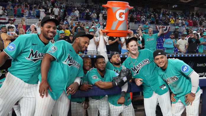 Không thể ngăn cản Miami Marlins nóng bỏng, tự hào với kỷ lục 17-5 tốt nhất MLB trong tháng 6

