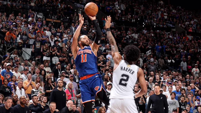 Knicks đánh bại Spurs ở Game 5 để giành chức vô địch NBA đầu tiên kể từ năm 1973, chấm dứt cơn hạn hán kéo dài 53 năm
