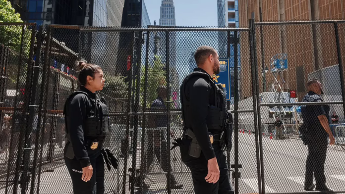 Mật vụ, TSA và NYPD biến Madison Square Garden thành pháo đài cho chuyến thăm Chung kết NBA của Trump

