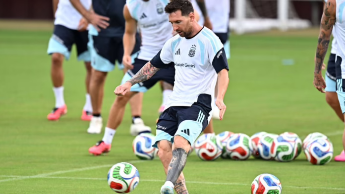 Messi 'làm tốt', có thể đá trận khởi động World Cup
