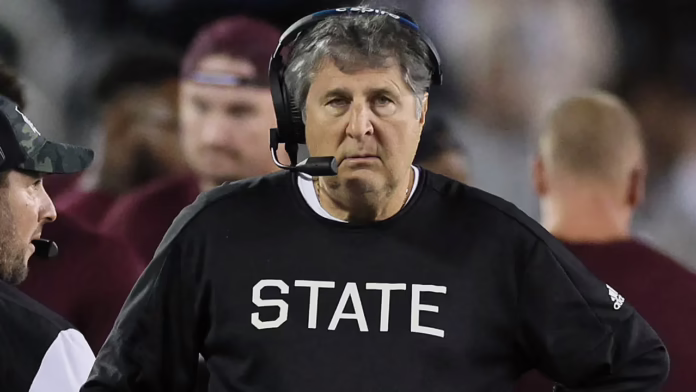 Mike Leach được đề cử vào Đại sảnh Danh vọng Bóng đá Đại học sau khi thay đổi quy tắc đủ điều kiện
