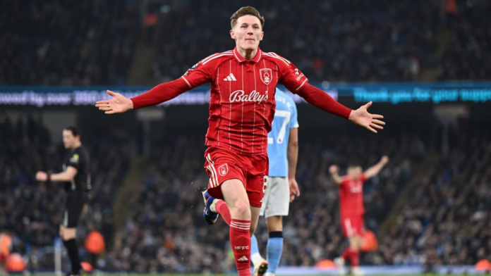 Một ngôi sao Premier League làm được tất cả: Tại sao City lại...

