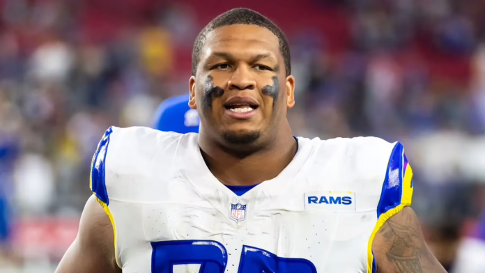 NFL phải đối mặt với đại dịch bạo lực gia đình trong mùa giải này với vụ bắt giữ người quản lý Rams trong trường hợp mới nhất
