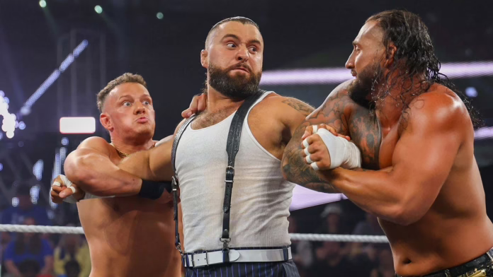 Ngôi sao WWE NXT nói về khả năng chuyển đến Indiana của Chicago Bears: 'Cái F gì vậy?'
