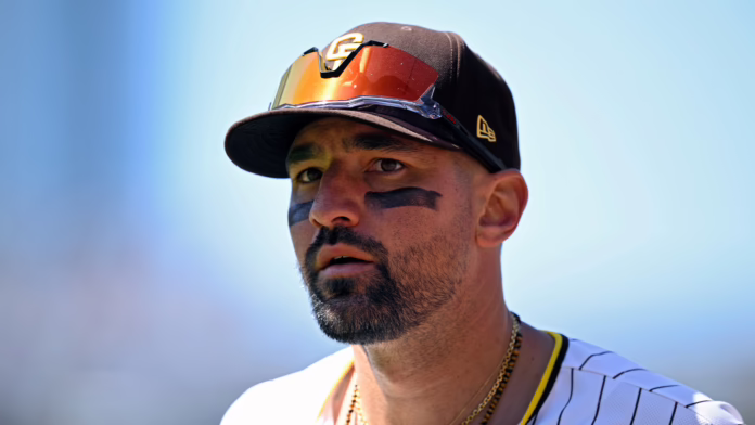 Padres cắt đứt quan hệ với tiền vệ Nick Castellanos sau 39 trận đấu khó khăn
