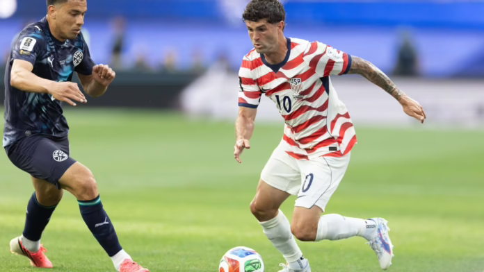 Pulisic tập luyện riêng biệt; Poch nói ngôi sao Mỹ 'tốt'

