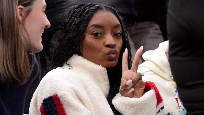 Simone Biles vẫn là mẹ của trải nghiệm cận kề cái chết bí ẩn ở Belize
