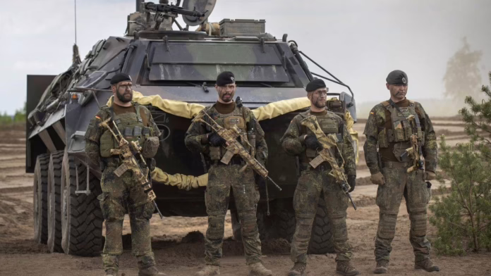 Sườn phía đông của NATO chạy đua tái vũ trang khi áp lực của Trump làm lộ ra khoảng cách phòng thủ của Tây Âu
