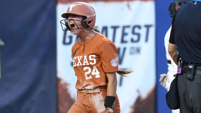 Texas giành chức vô địch WCWS thứ hai liên tiếp trước TTU
