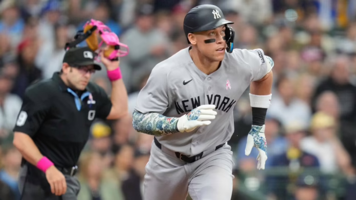 Thẩm phán ngồi lại khi Yankees chờ đợi sự rõ ràng về mặt y tế
