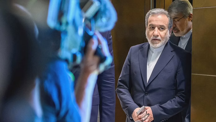 Tranh chấp lớn đe dọa thỏa thuận Iran của Trump đối với hàng tỷ USD trong quỹ Tehran bị đóng băng: chuyên gia
