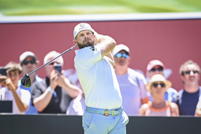 Tyrrell Hatton, Scott Vincent chia sẻ vị trí dẫn đầu sau vòng 1 LIV Golf Andalucía
