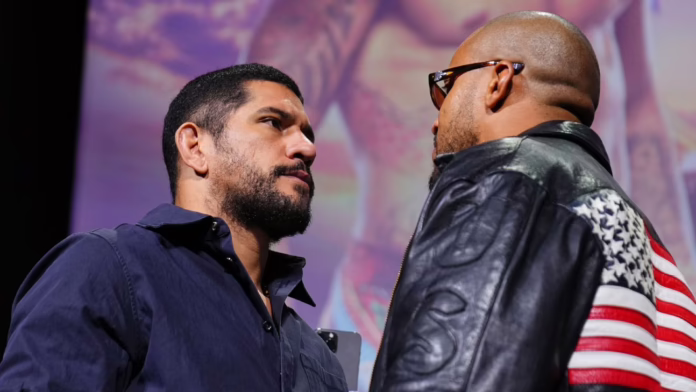Xếp hạng các trận đấu: Ai sẽ cướp show UFC tại...

