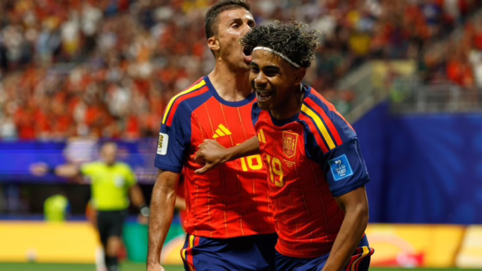 Yamal ghi bàn thắng đầu tiên ở World Cup để tiếp sức cho Tây Ban Nha
